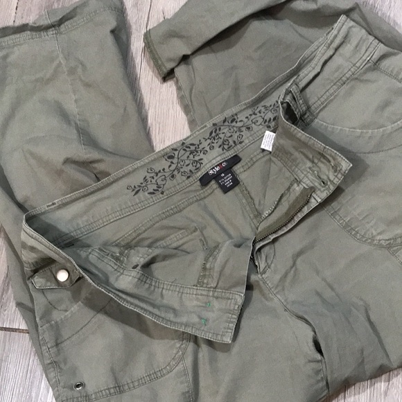 Style & Co Olive Green Stretch Cotton Twill Roll-Up Cargo Pants size 16 - Picture 7 of 9